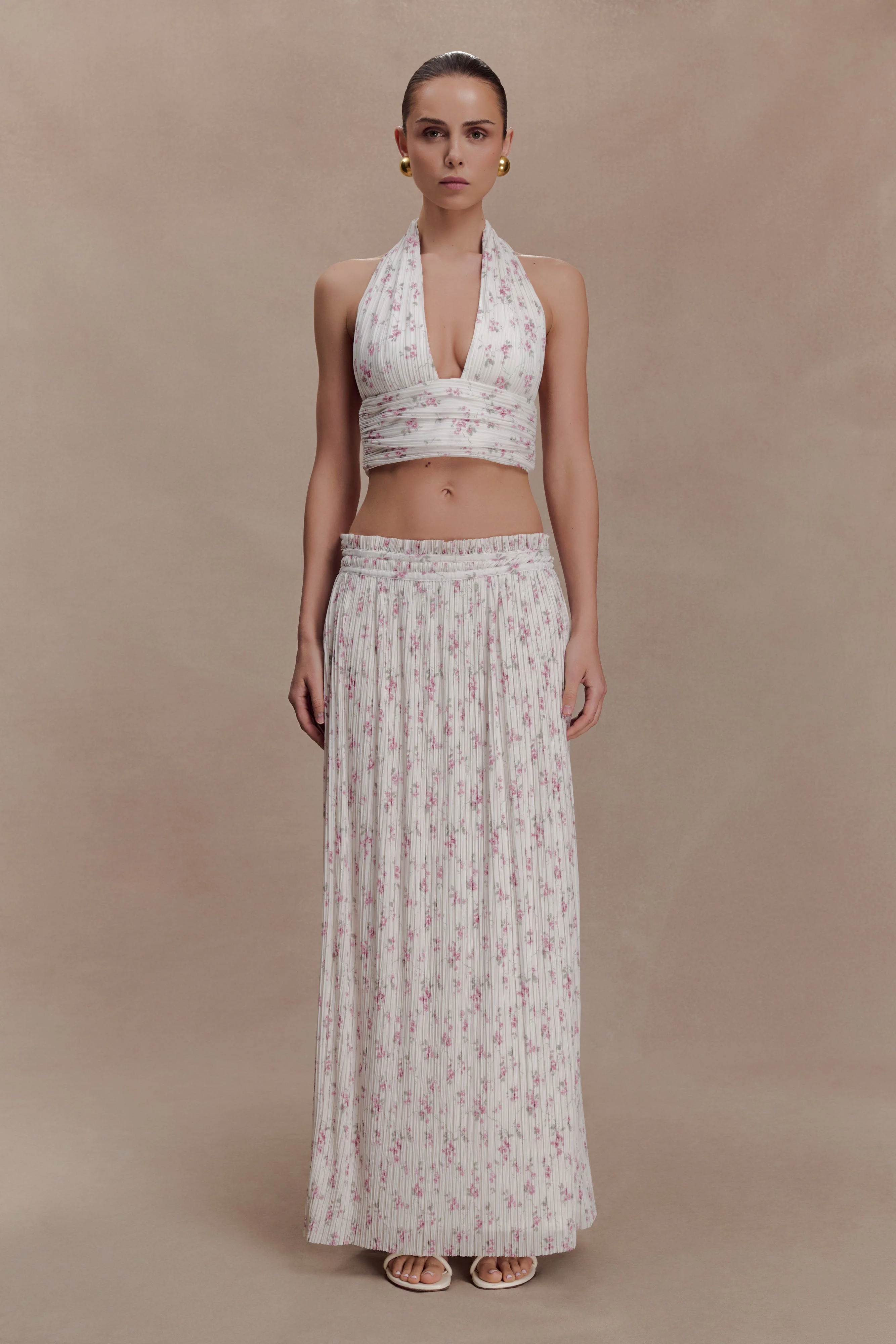Amaris Sleeveless Plisse Halter Top - Floral Ditsy Print - Image 4