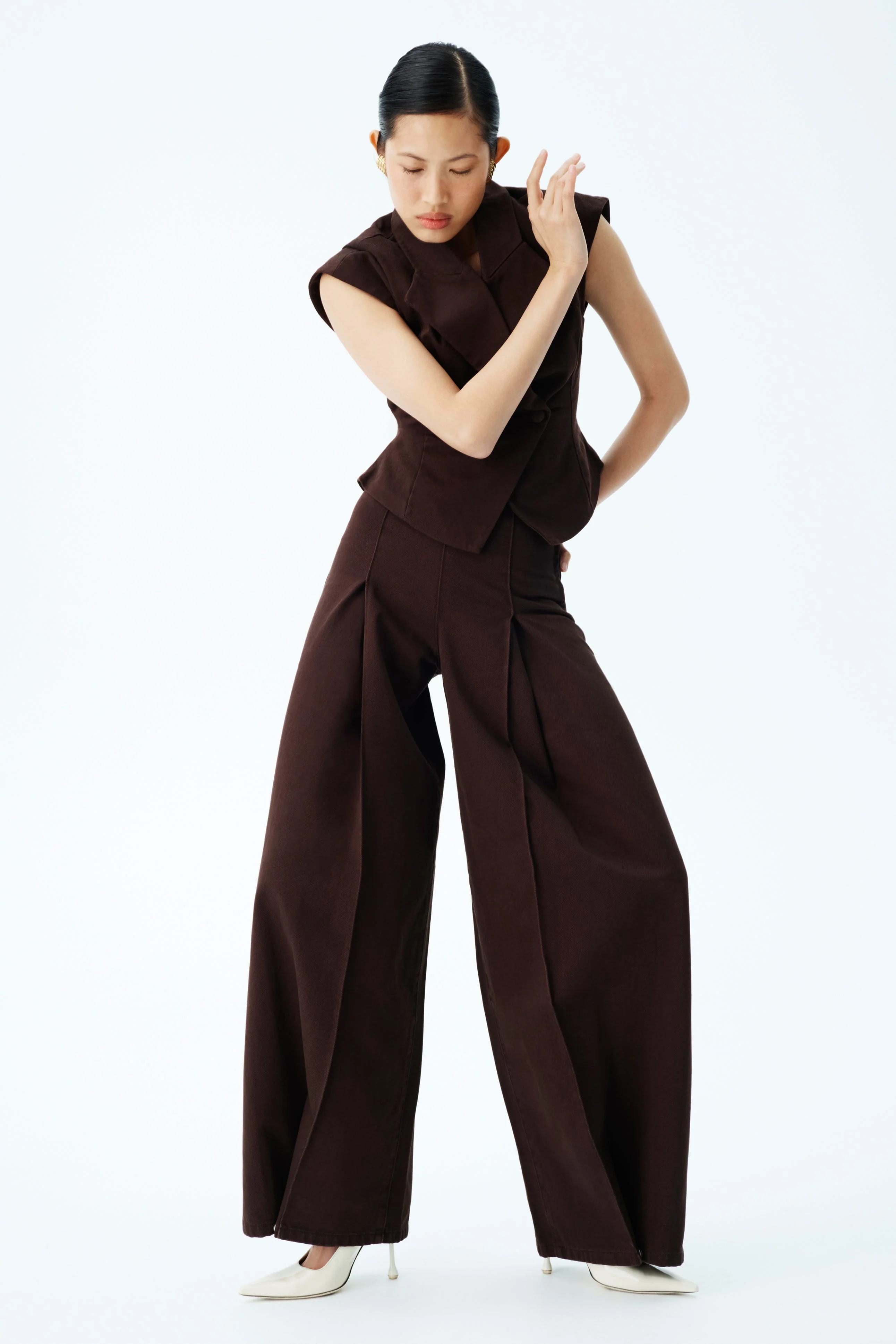 Beatrix High Rise Denim Jeans - Chocolate - Image 2
