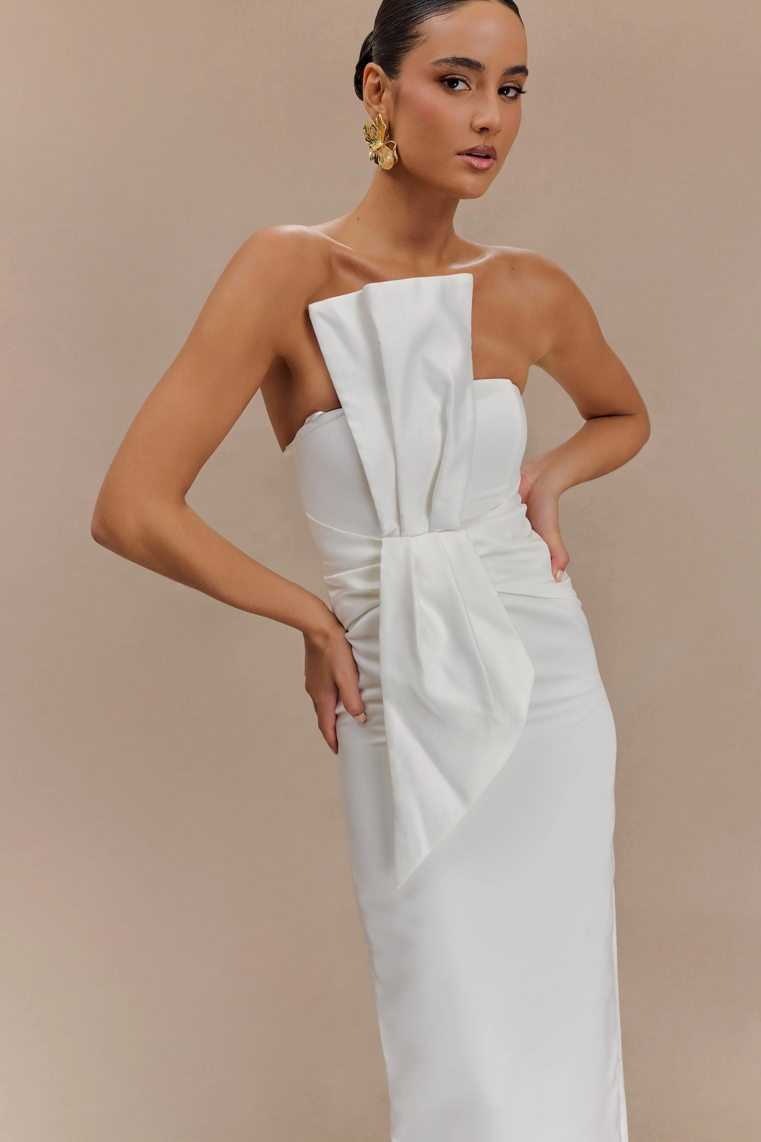 Cyrill Strapless Satin Structured Maxi Dress - White - Image 3
