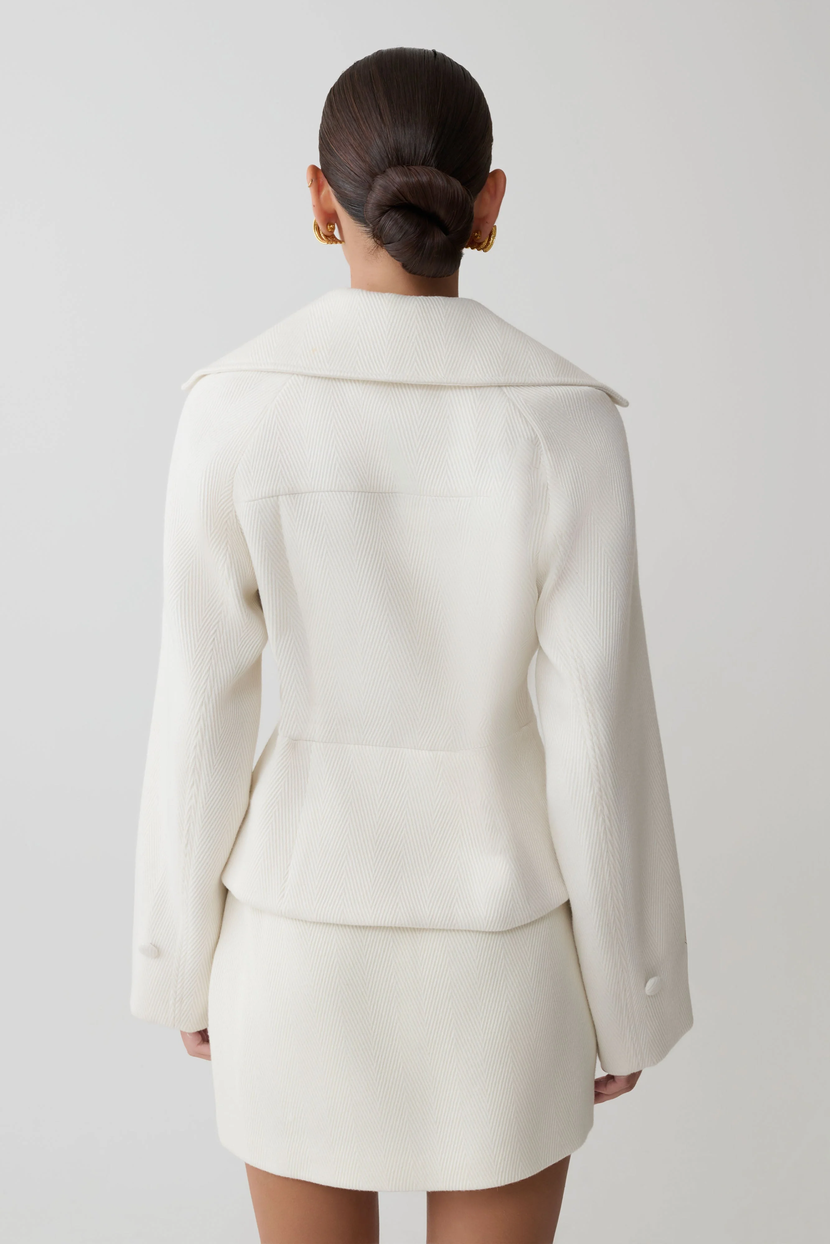 Elara Cropped Collared Jacket - Ivory - Image 3