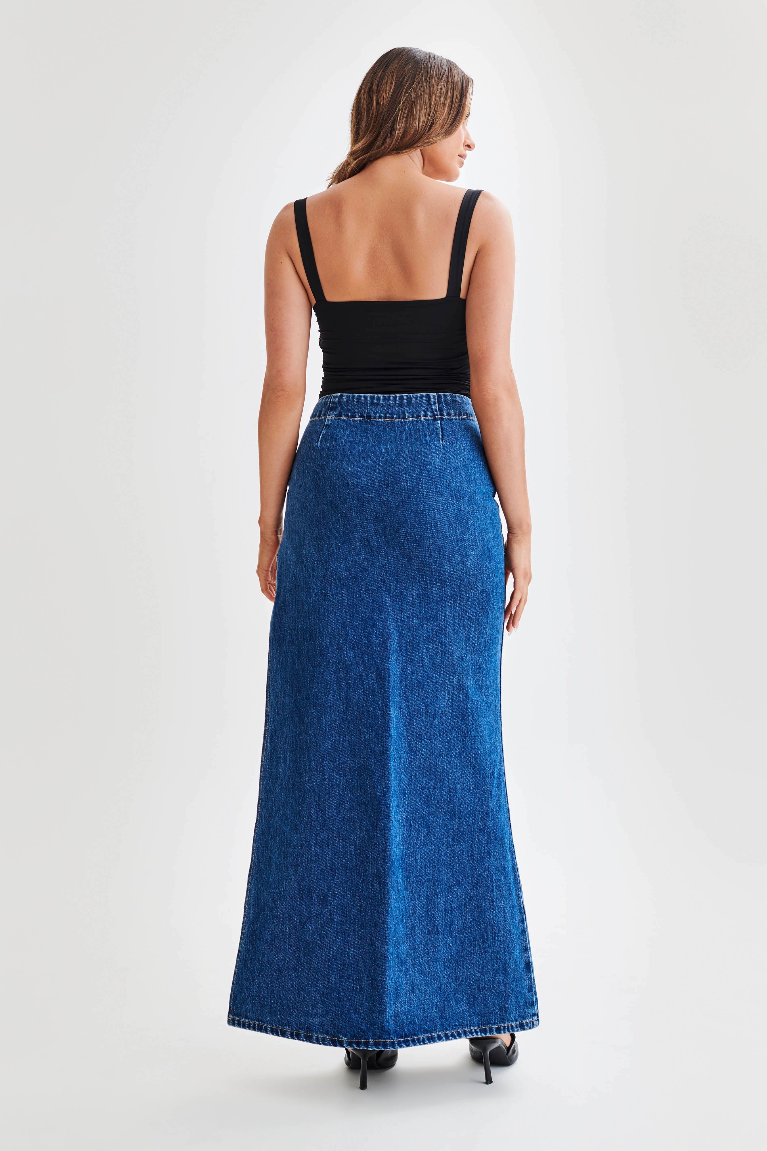 Hailey Slinky Long Line Sweetheart Top - Black - Image 5