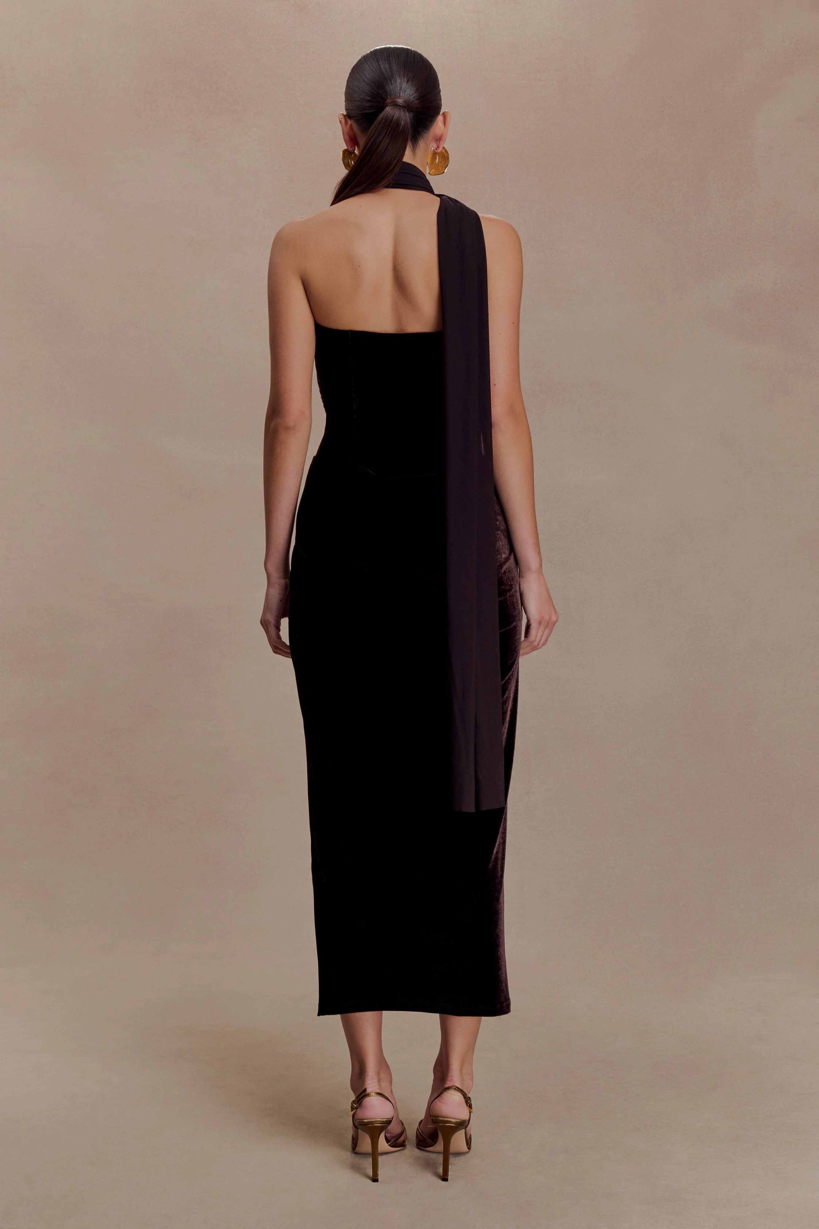 Mattea Velvet Midi Dress With Scarf - Chocolate - Image 2