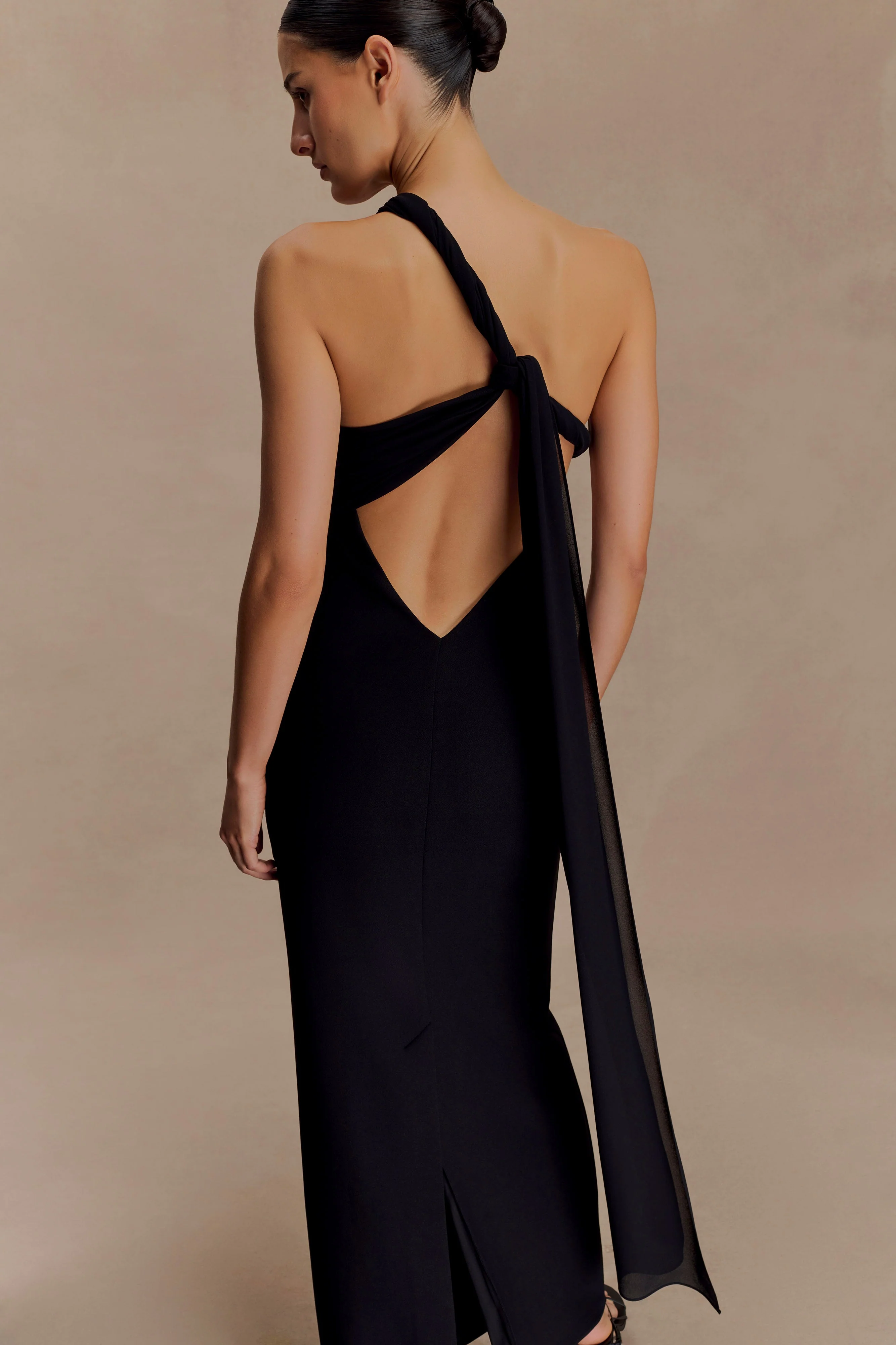 Philippa Knotted Crepe Maxi Dress - Black - Image 3